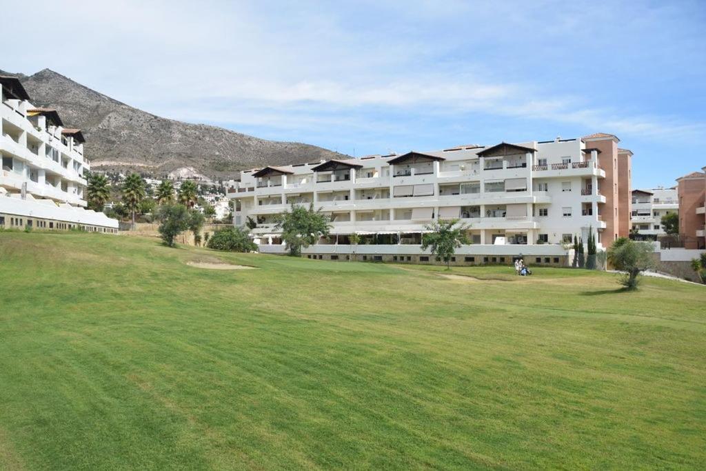 Apartment El Pensador, Luxe Aan Golfbaan