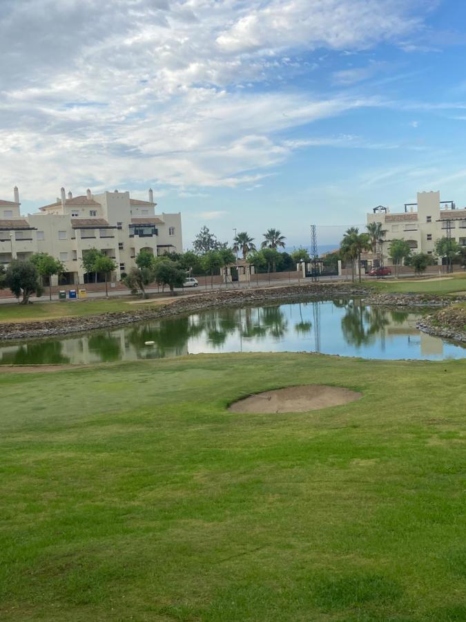 El Pensador, Luxe Aan Golfbaan Benalmadena